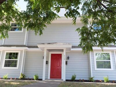 208 E Rucker St, Granbury, TX, 76048