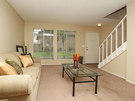 2nd image of 224 S Clovis Ave APT 105