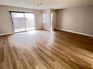 520 E Walnut St APT 6, Santa Ana, CA 92701