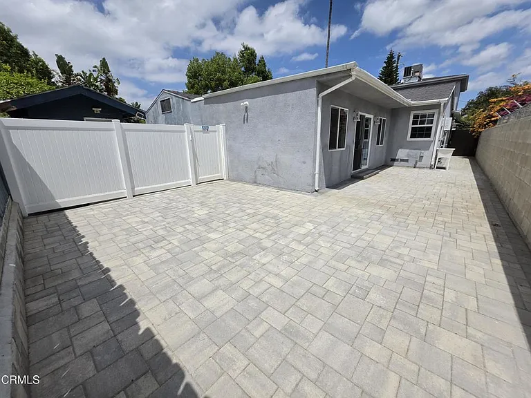 6829 Murietta Ave — Photo 38