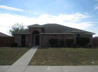 2516 Copperfield Ln, Lancaster, TX 75146