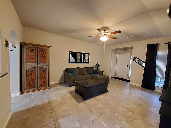 2nd image of 18333 Catoctin Dr