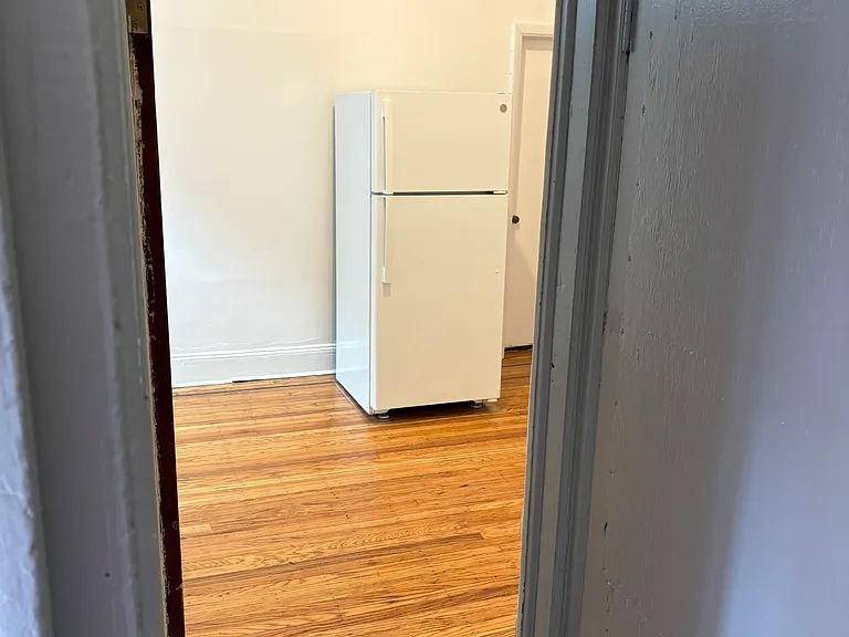 2130 S 5th St #1F — Photo 3