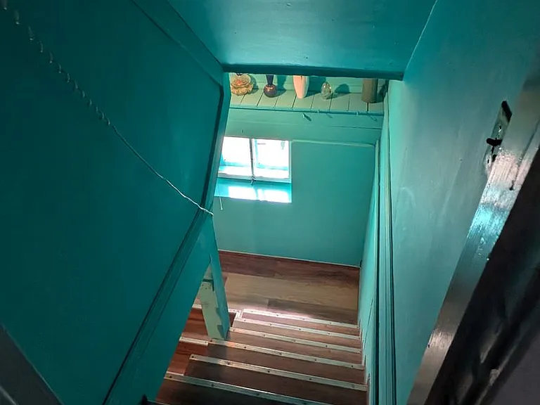 1953 Laurel Ave — Photo 38