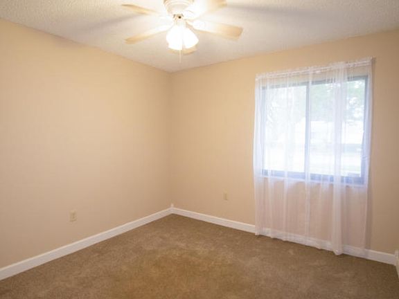 5th image of 2670 Longwood Blvd