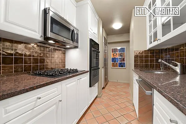 Sold by Citi Habitats | media 3