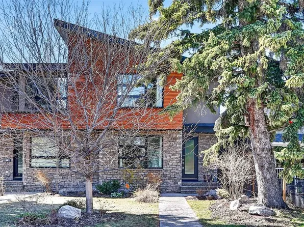 2005 E 32nd St SW, Calgary, AB T3E 2R2