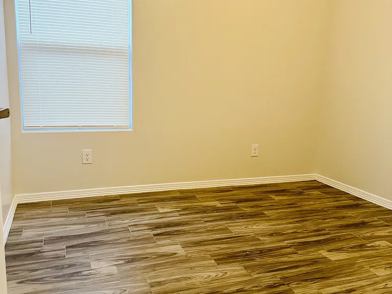 5200 N Dahlia St #2 — Photo 18