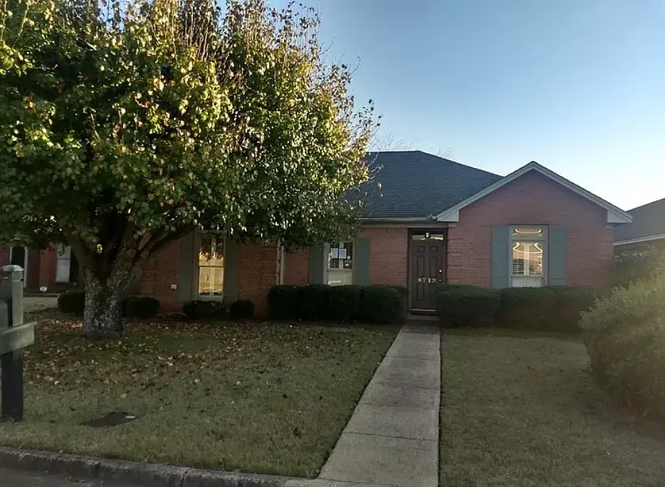 3 bed, 1667 sqft, $1,710 — Photo 1