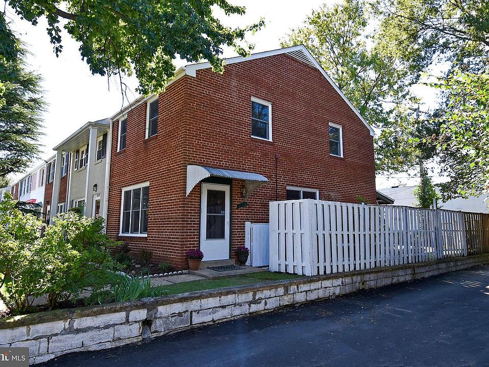 1st image of 1614 Woodbine St