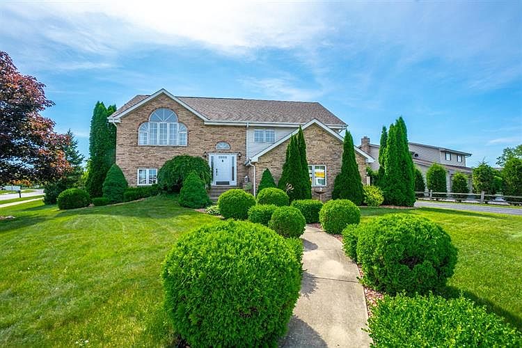 1st image of 8811 Schillton Dr