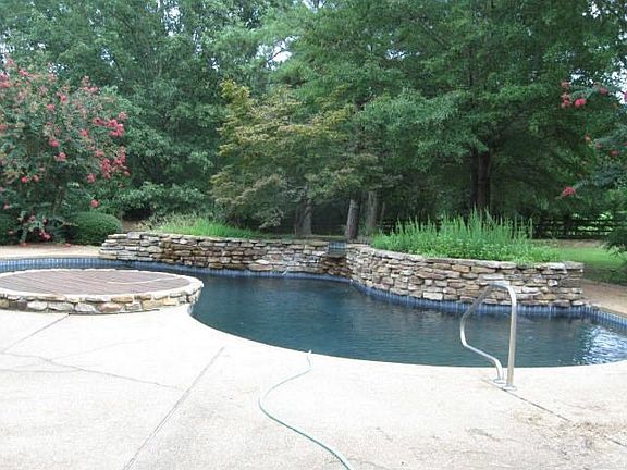 9055 Forest Meadows, Memphis, TN 38125