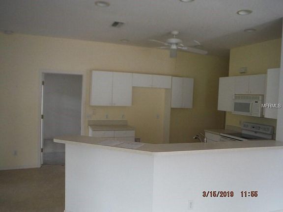 4th image of 1423 Red Oak Ln