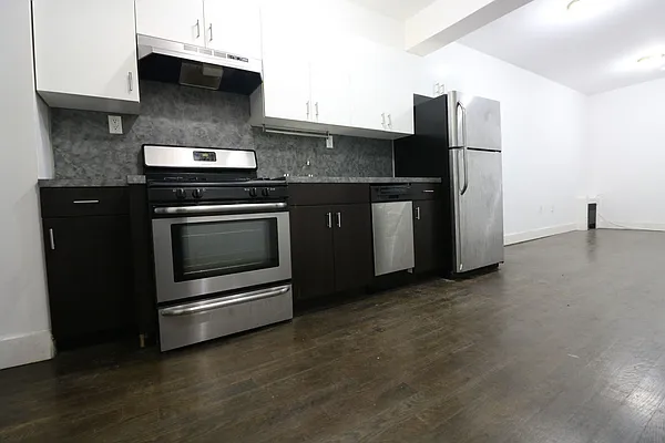 Rented by Compass | media 26