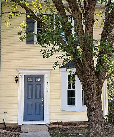 8129 McGuire Dr — Photo 1