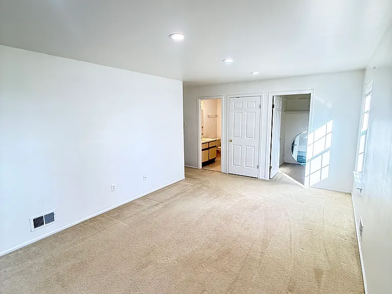 75 Keystone Ct #75 — Photo 16