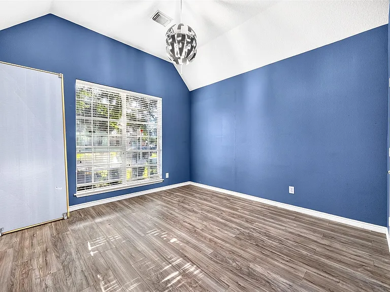 11214 Hillside Glen Trl — Photo 31