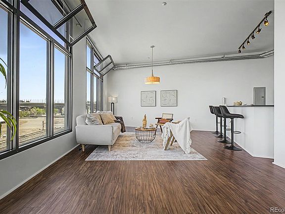 4th image of 3100 Huron Street #3M