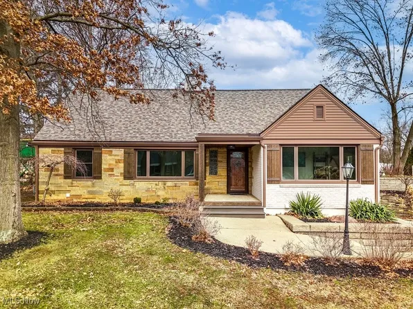 3405 Blackburn Rd NW, Canton, OH 44718