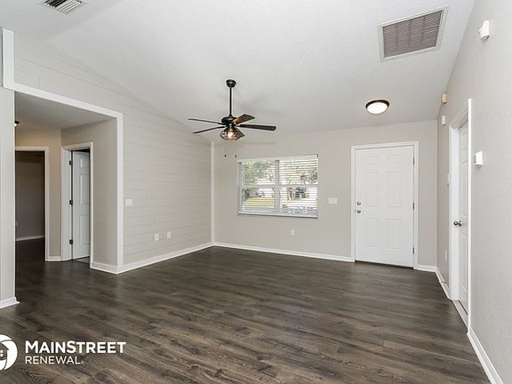 5th image of 2674 S Cranberry Blvd