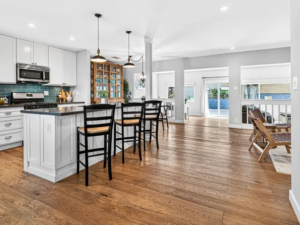 644 Hampton Rd, Burbank, CA 91504