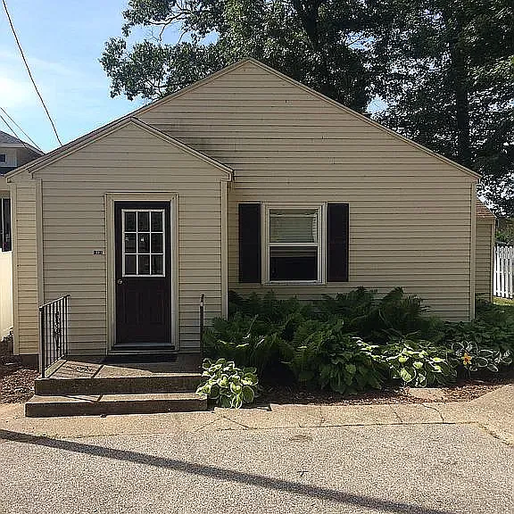 1493 Glenwood Ave — Photo 27