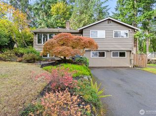 17015 32nd Ave NE, Seattle, WA