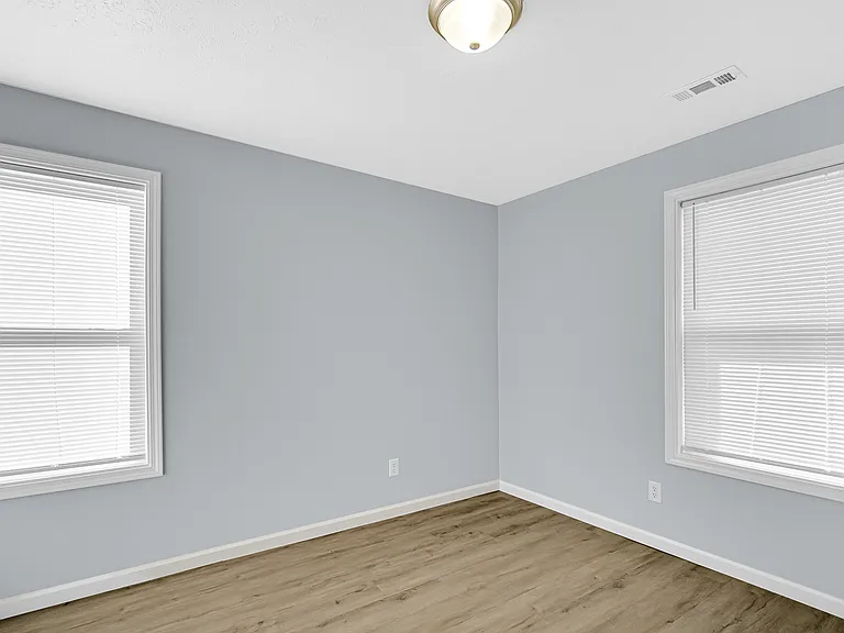 263 S Dearborn St — Photo 6
