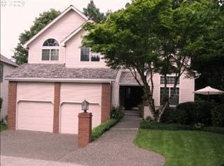 11448 SW Woodlee Heights Ct, Portland, OR 97219