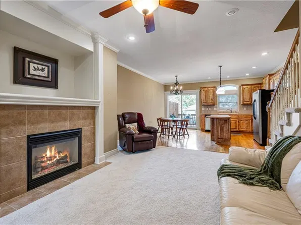14918 W 64th St, Shawnee, KS 66216