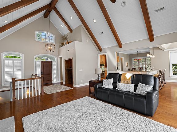 5th image of 709 Gull Harbor Ln