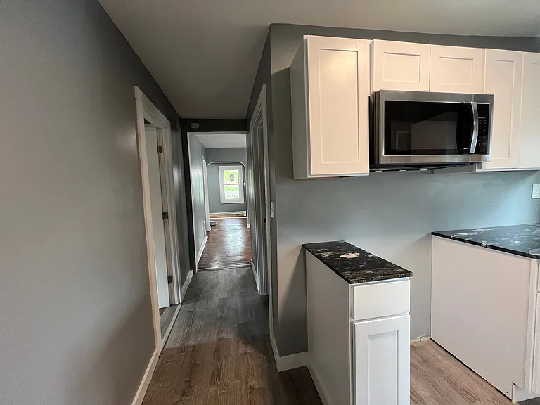 135 Annetta St — Photo 3