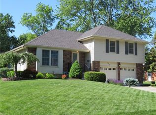 109 Overhill Dr, Paola, KS 66071