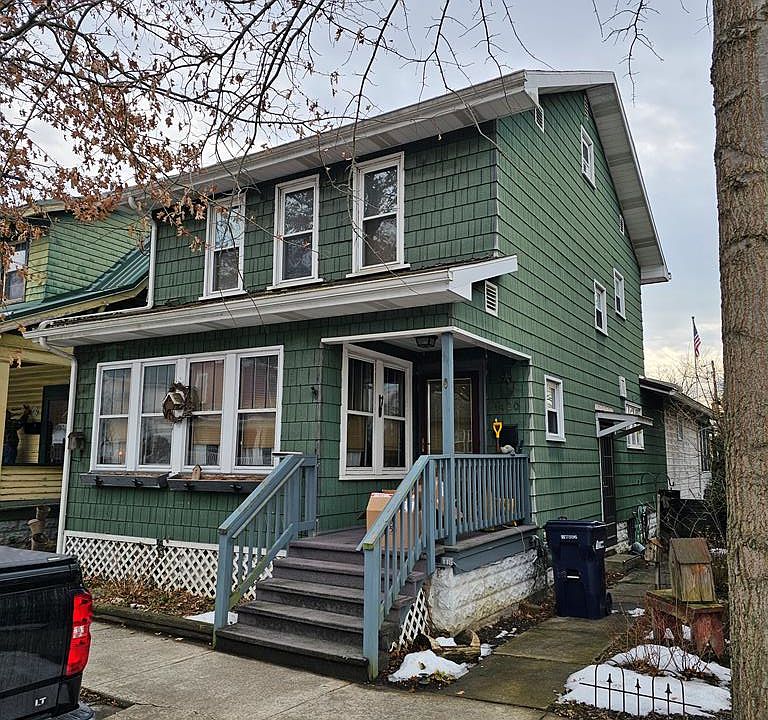 1st image of 1420 Scott St