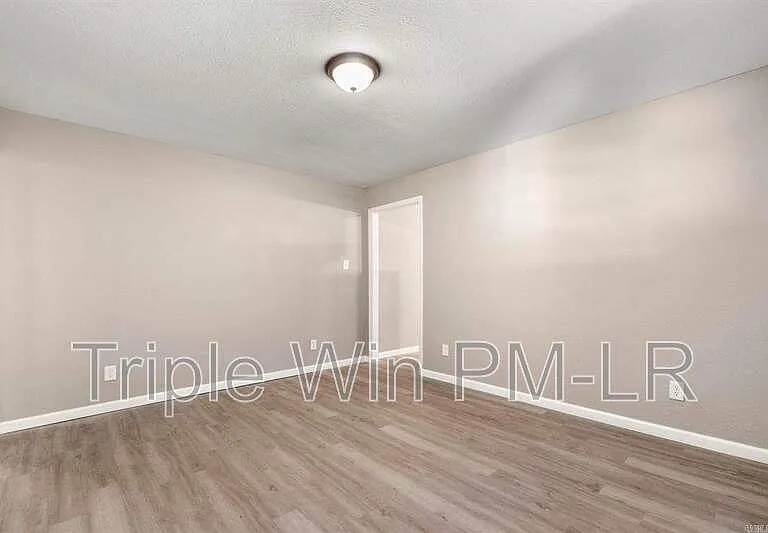 9914 Pinnacle Valley Rd — Photo 26