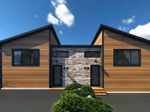4 Swivel Ct, Herring Cove, NS B3R 0E3