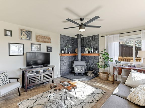 5th image of 22613 River View Dr