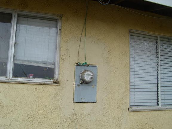 3rd image of 1239 W Avenue H8