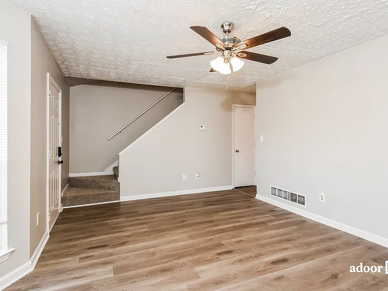3617 Stephanie Ct — Photo 3