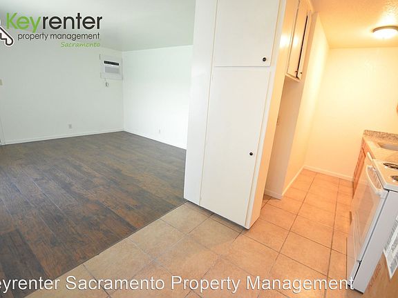 4th image of 3222 2nd Ave APT 2