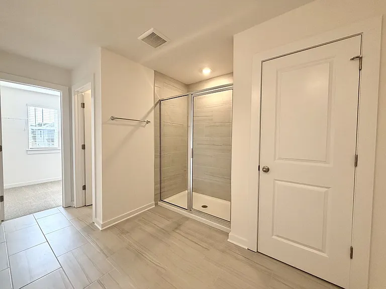 2372 Woodmeadow Dr — Photo 36