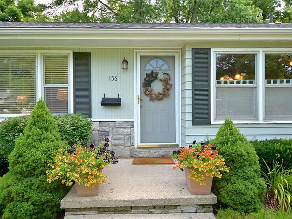 3rd image of 156 Orchard Ln