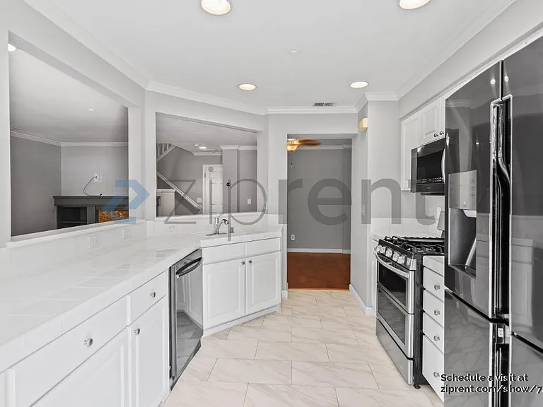 6320 Island Pine Way — Photo 11
