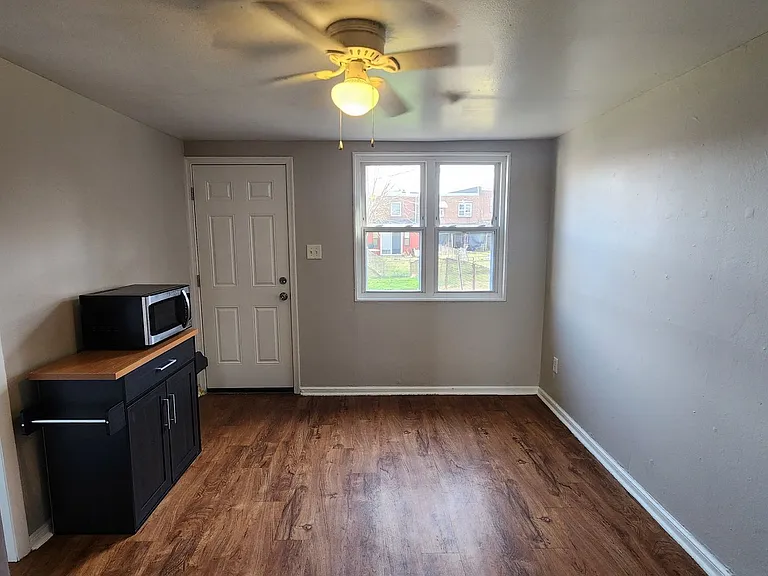 119 E Laughead Ave — Photo 11