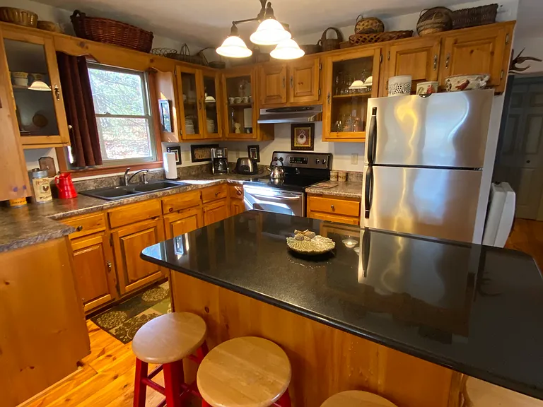 121 Woodstock Dr — Photo 8