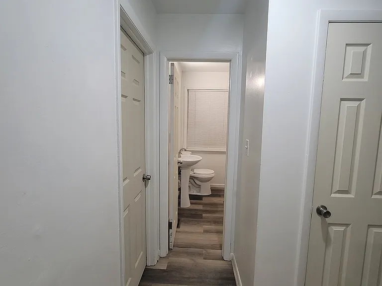 8505 Orcutt Ave — Photo 12
