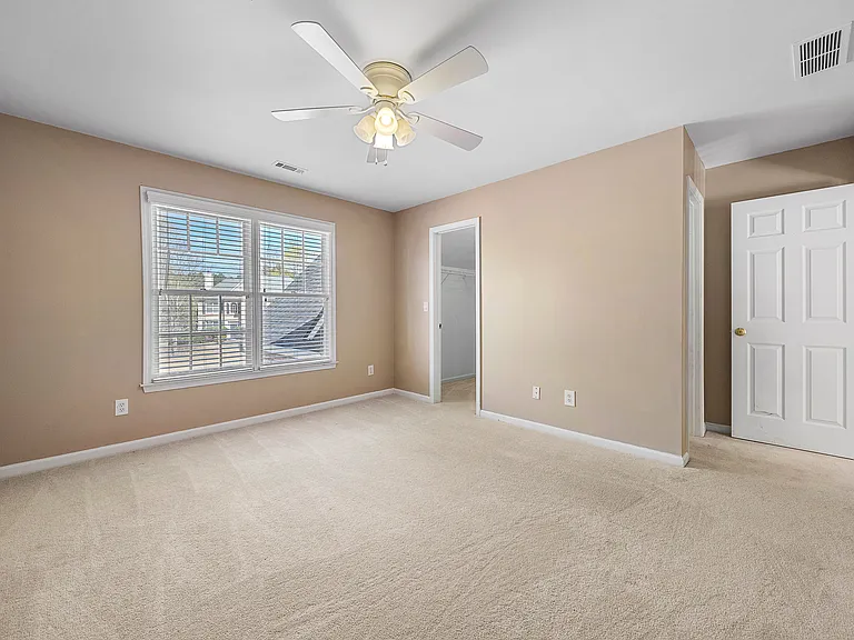 130 Candler Ct — Photo 37