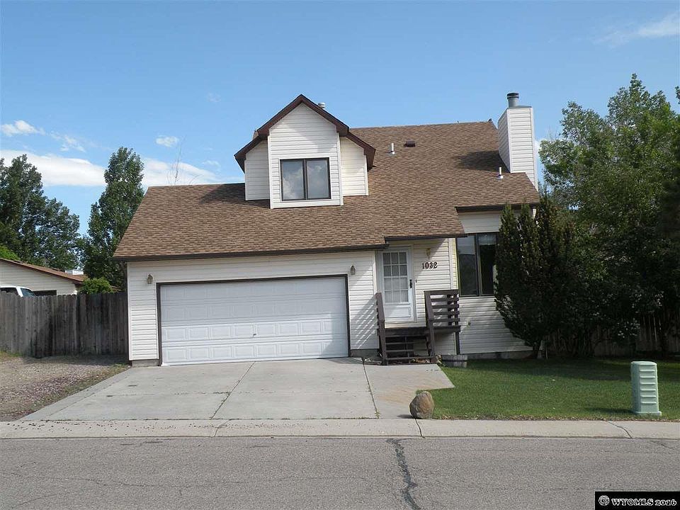 1st image of 1032 Ponderosa Way