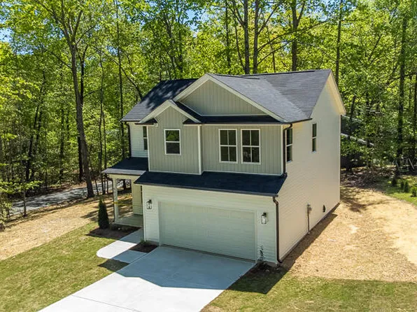 5022 Mockingbird Ln, Sanford, NC 27332