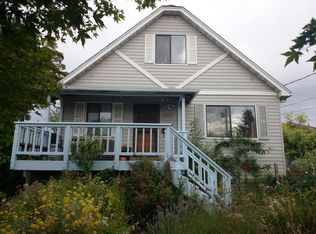 3232 41st Ave SW, Seattle, WA 98116